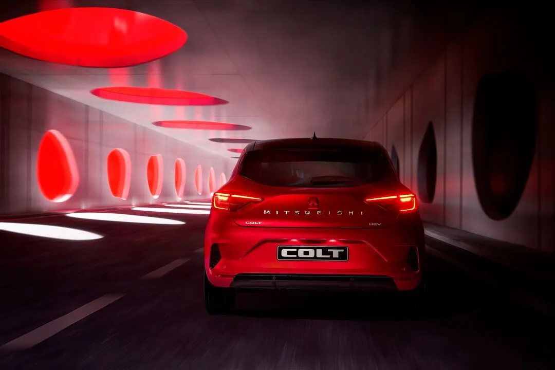 Mitsubishi Colt, stražnji pogled