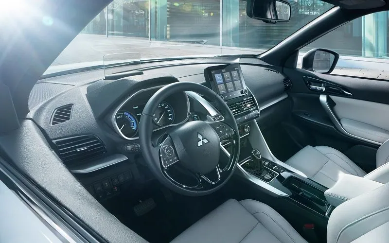 Mitsubishi Eclipse Cross PHEV, interijer