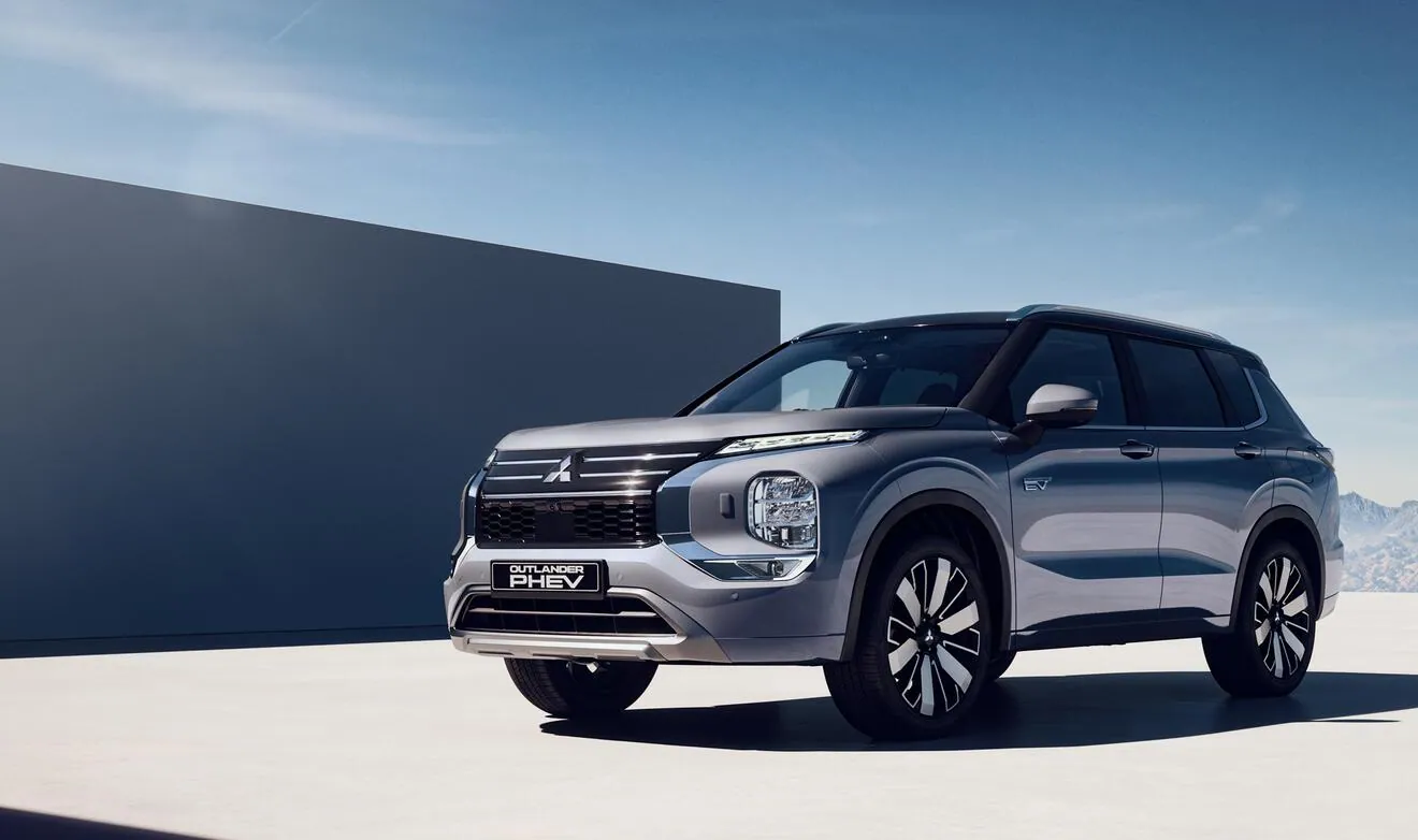 Mitsubishi Outlander PHEV, prednji pogled